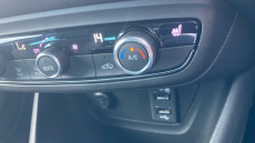 Vauxhall Crossland 1.5 Turbo D Ultimate 5dr Diesel Hatchback